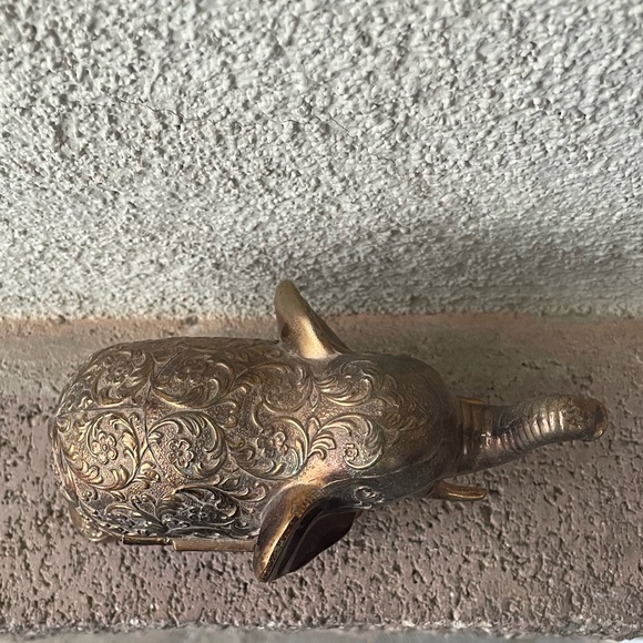 Heavy Decorative Sankyo Ornamental Elephant Music Box - Picture 6 of 13